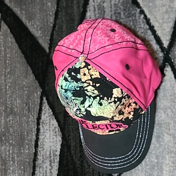 BONE COLLECTOR EMBROIDERED RHINESTONE HAT - Picture 5 of 15